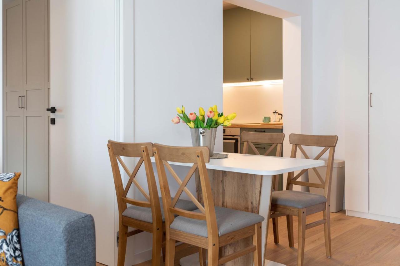 Design 2Bdr Apartment With Balcony- Free Parking ซาเกร็บ ภายนอก รูปภาพ
